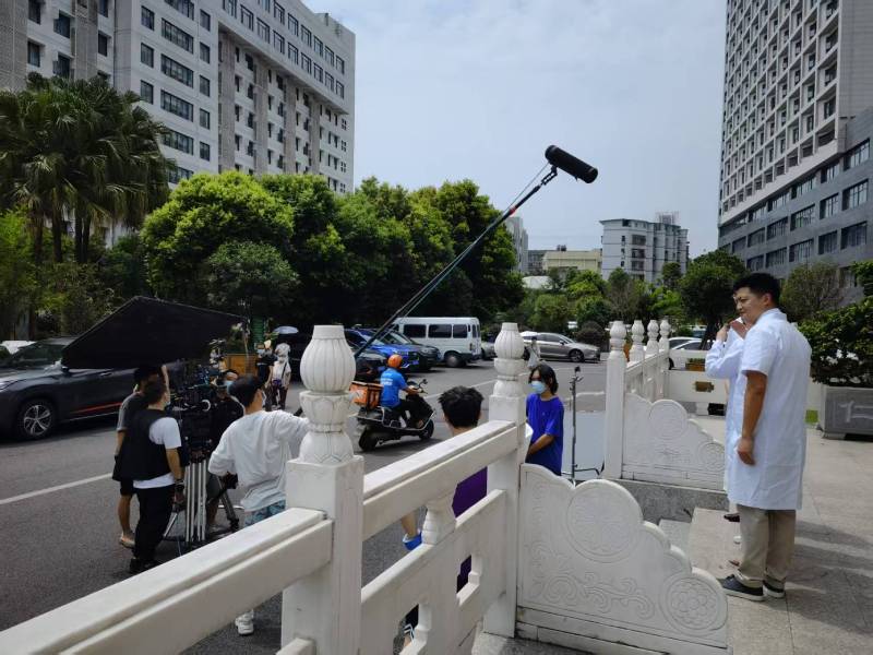阿拉善右旗广告片拍摄公司低成本实现高规格制作的诀窍